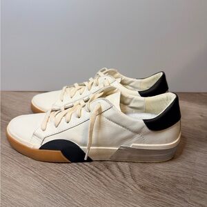 Dolce Vita Zina Sneakers